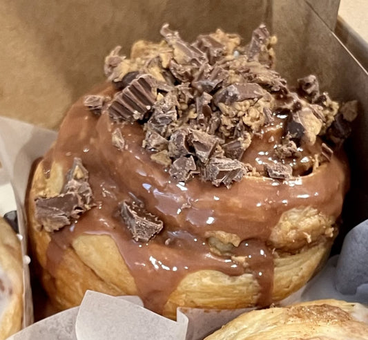 Peanut Butter & Chocolate Sweet Roll